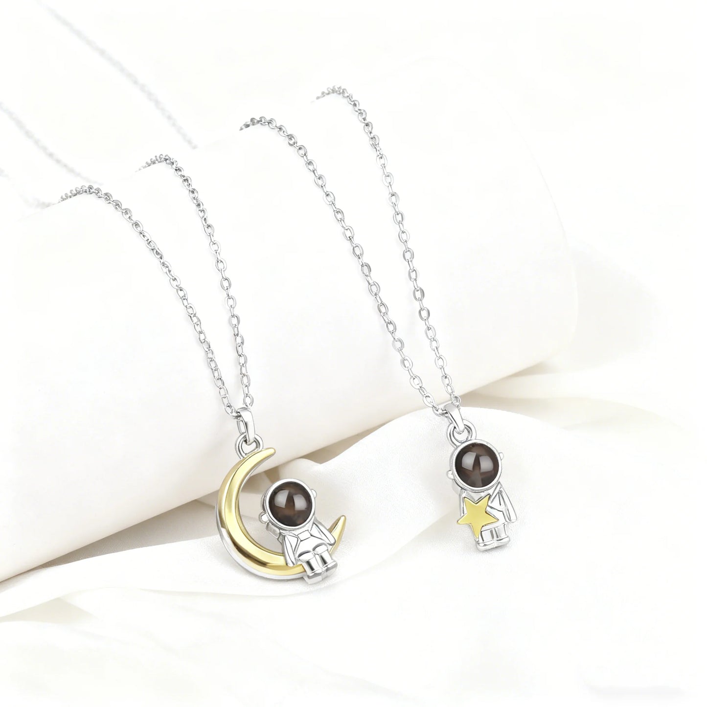 Projection Photo Necklace