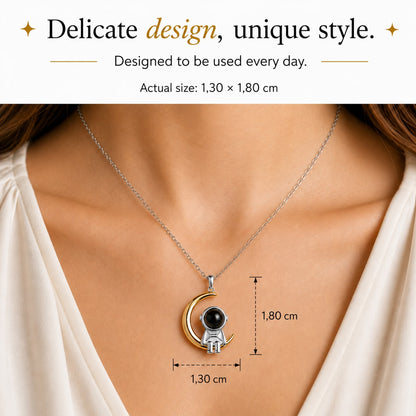 Projection Photo Necklace